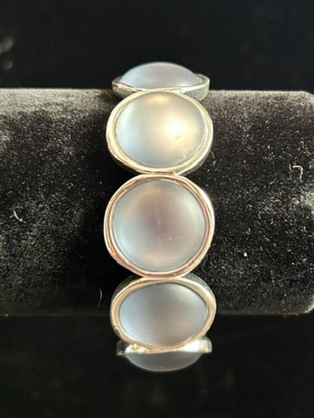 NWT Blue Cabochon-style Silver Tone Stretch Bracelet Size 7